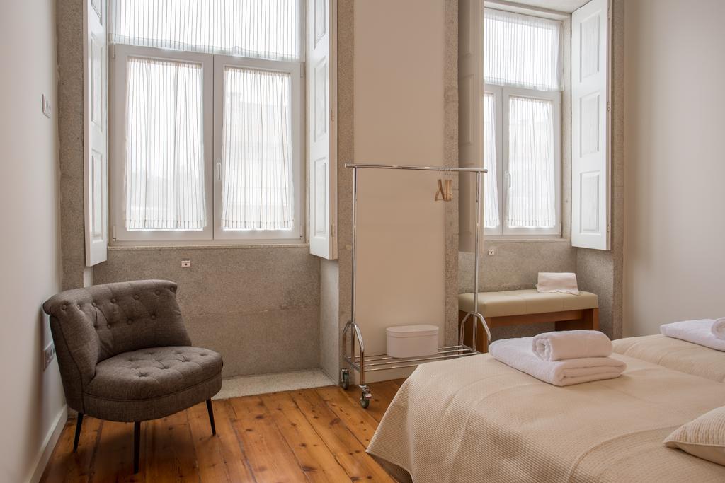 Stayinbonfim Porto Suites Rum bild